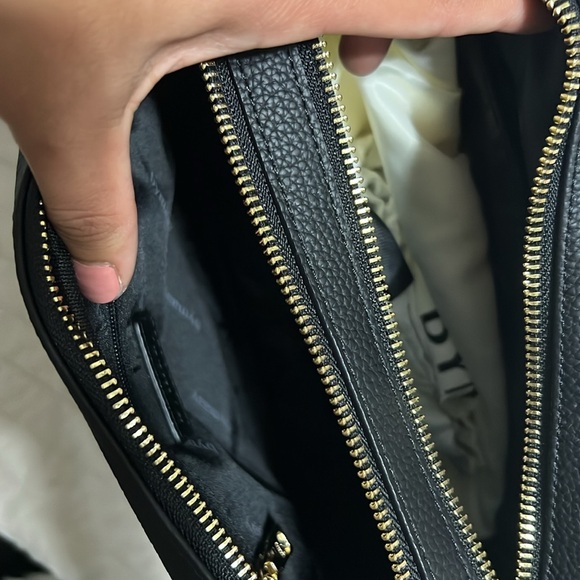 Camera Bag 🌺 - Picture 9 of 9